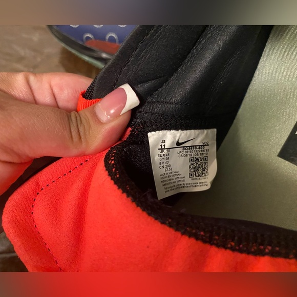 NIKE AIR MAX 720 WAVES DMSX - Picture 7 of 9